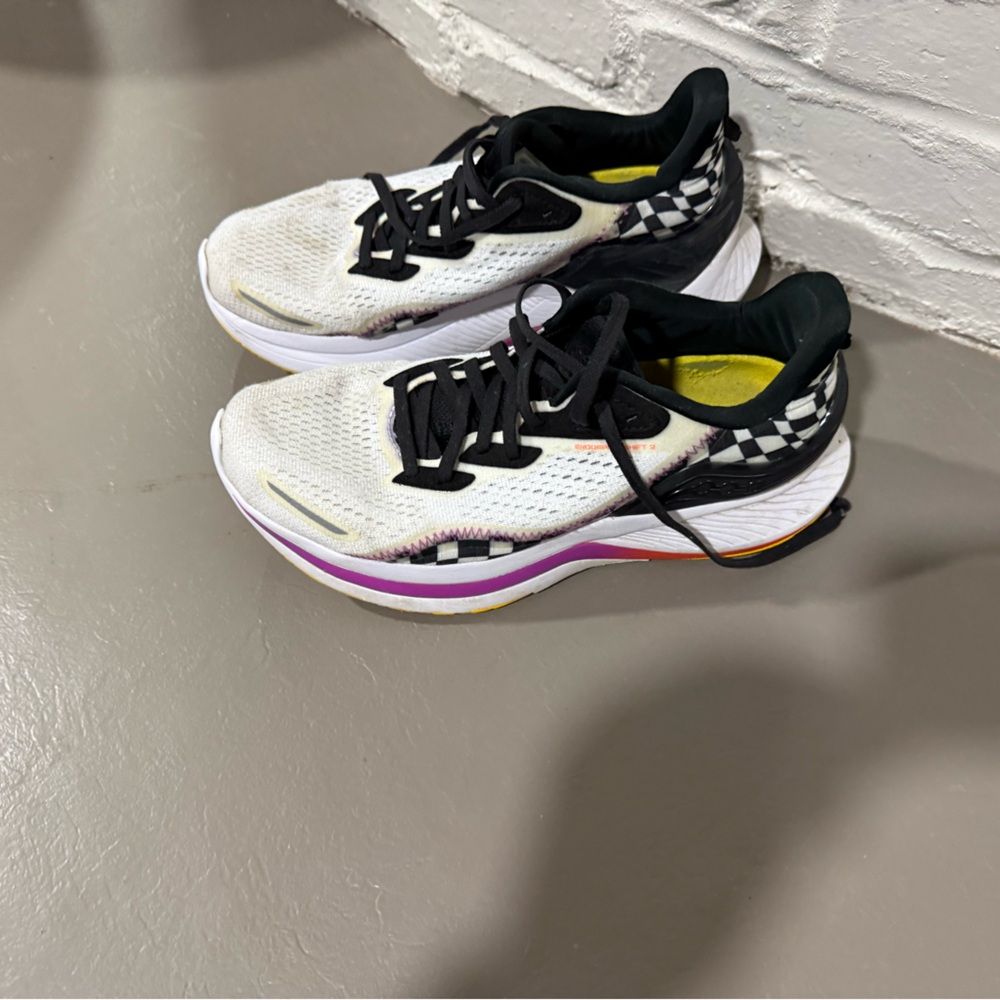 Women's Saucony Endorphin Shift 2 Running Shoes